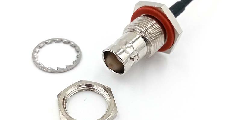 BNC母头转MCX公头弯头接RG316